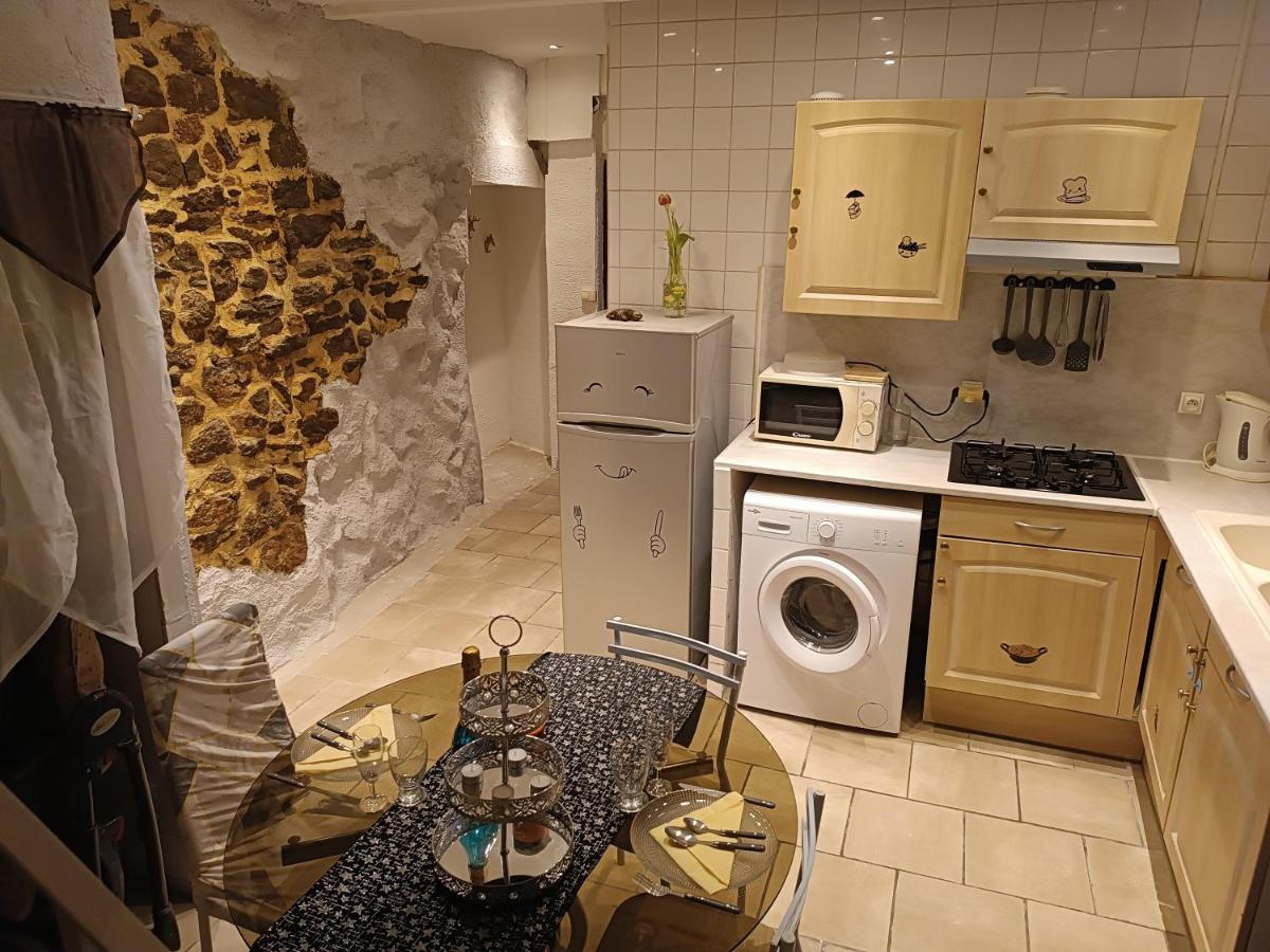 Jolie Maison De Village Capendu Zewnętrze zdjęcie