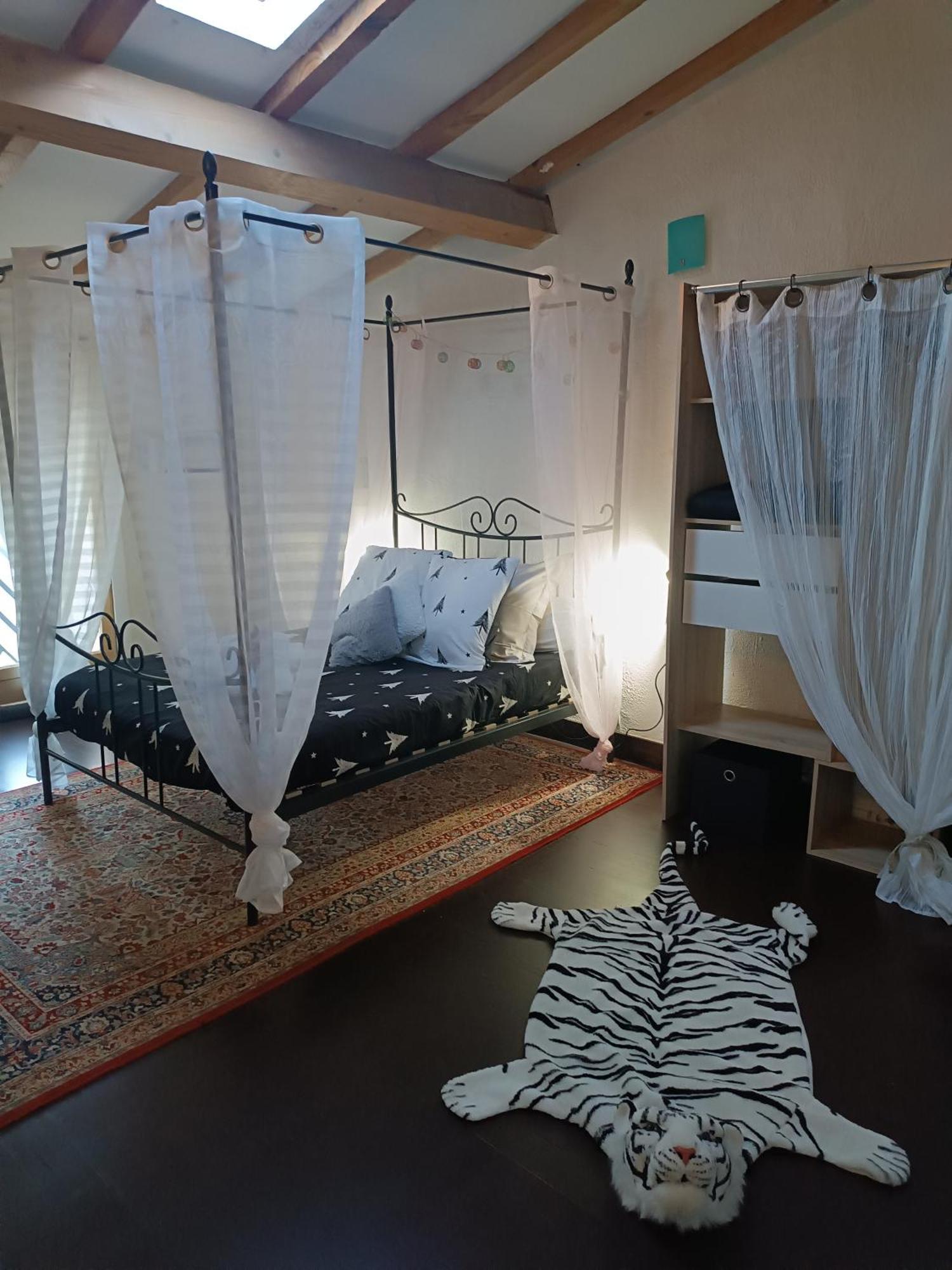 Jolie Maison De Village Capendu Zewnętrze zdjęcie