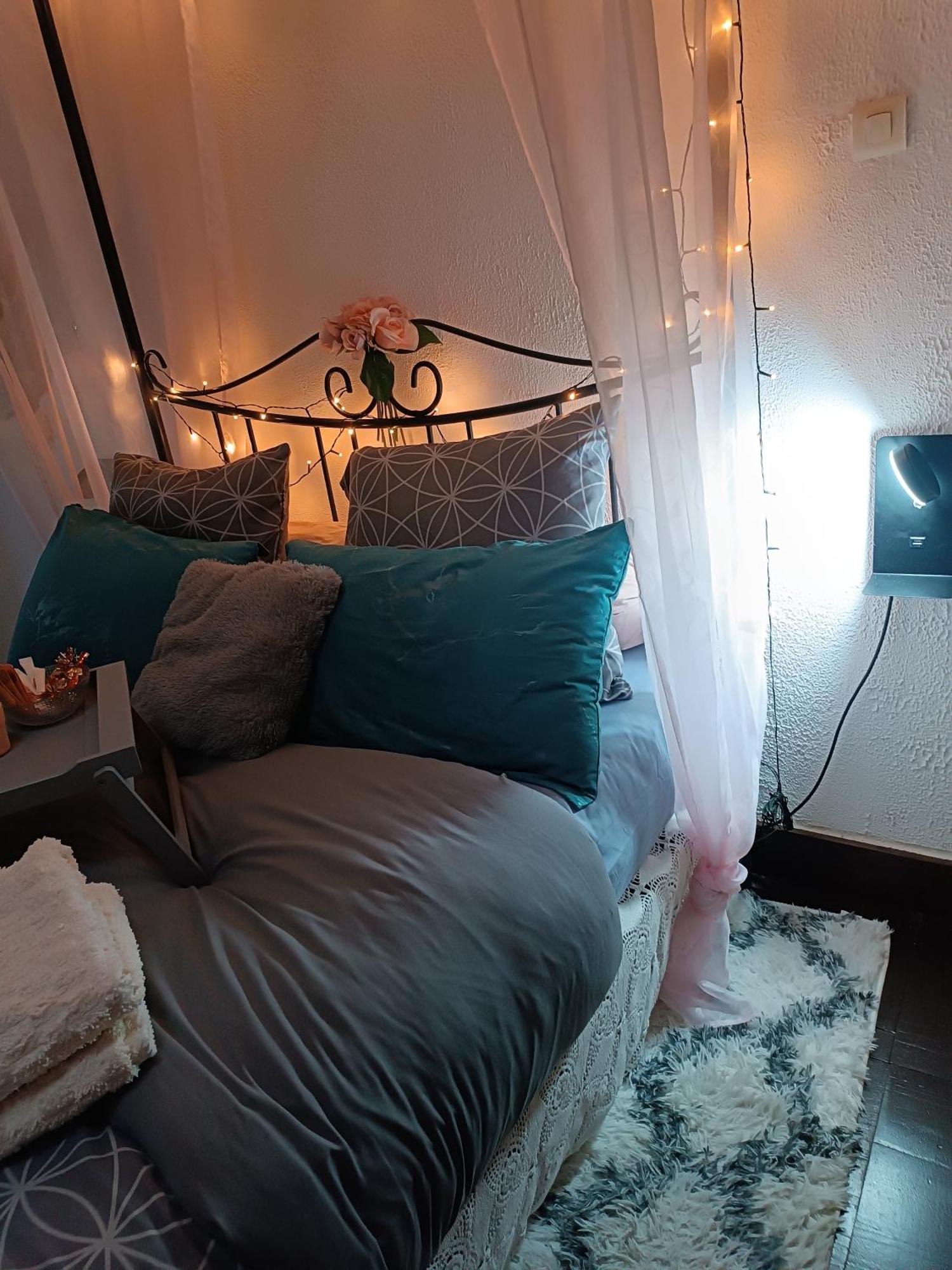 Jolie Maison De Village Capendu Zewnętrze zdjęcie